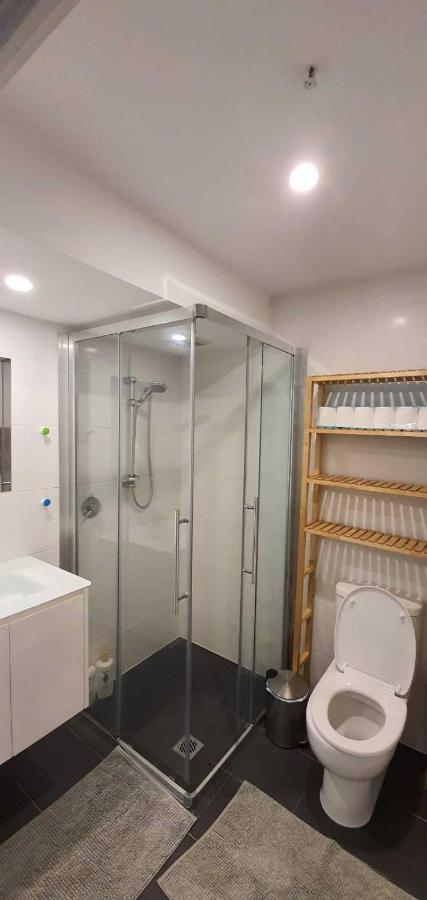 Dana-Cozy Studio With Shared Entry In The City แคนเบอร์รา ภายนอก รูปภาพ